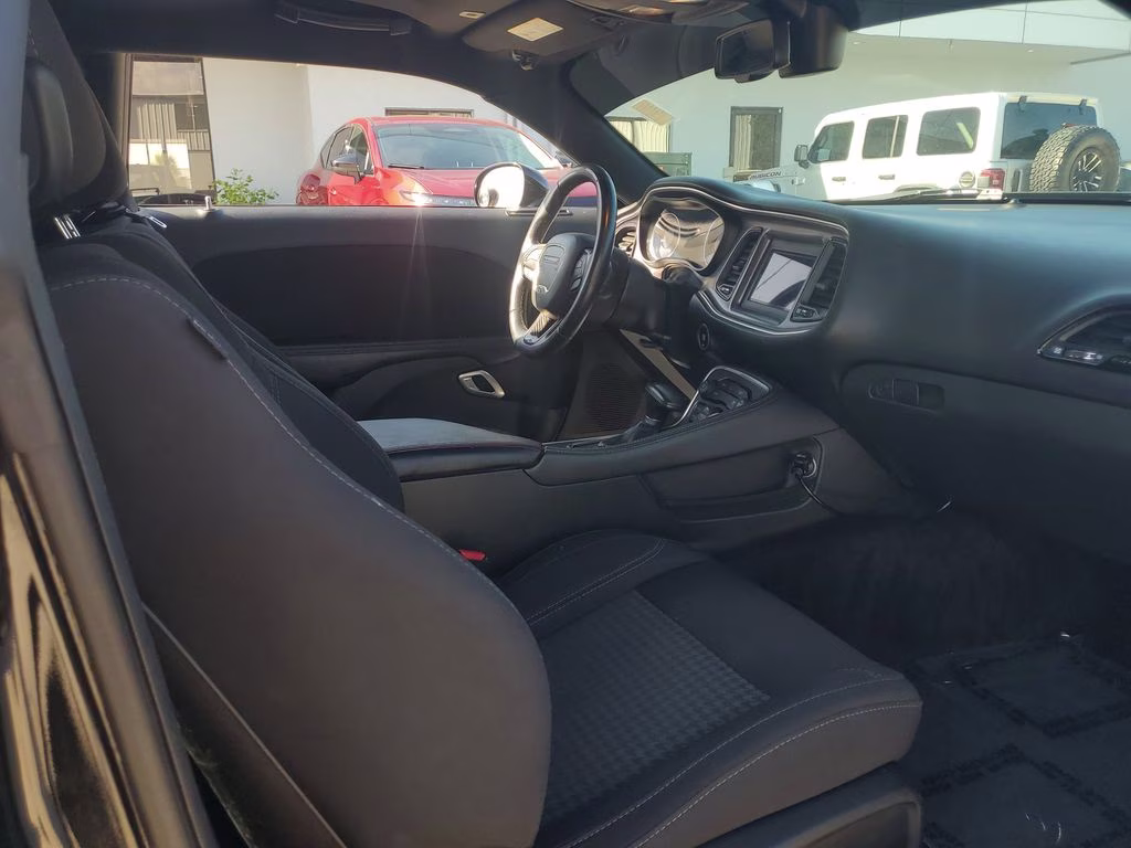 2018 Pitch Black Clearcoat Dodge Challenger SXT RWD Coupe