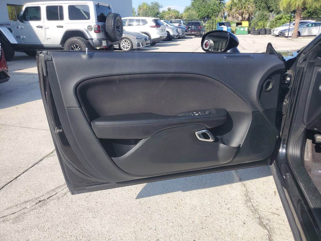 2018 Pitch Black Clearcoat Dodge Challenger SXT RWD Coupe