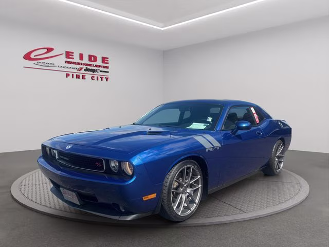2009 Dodge Challenger R/T's photo