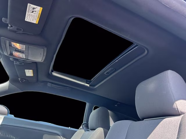 2009 Deep Water Blue Pearlcoat Dodge Challenger R/T RWD Coupe