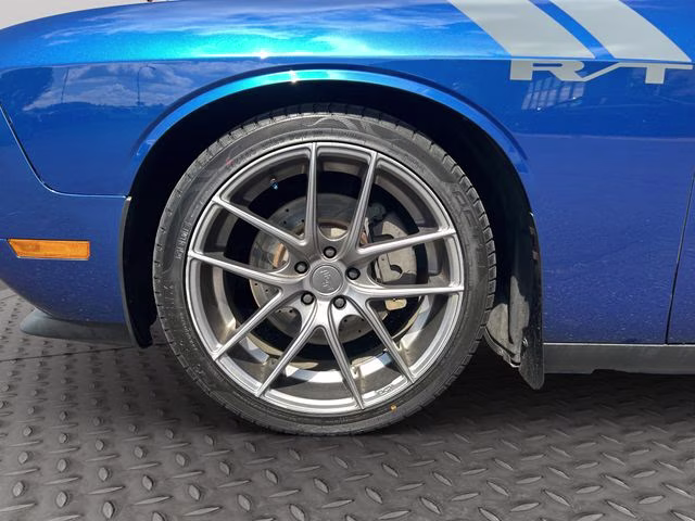 2009 Deep Water Blue Pearlcoat Dodge Challenger R/T RWD Coupe