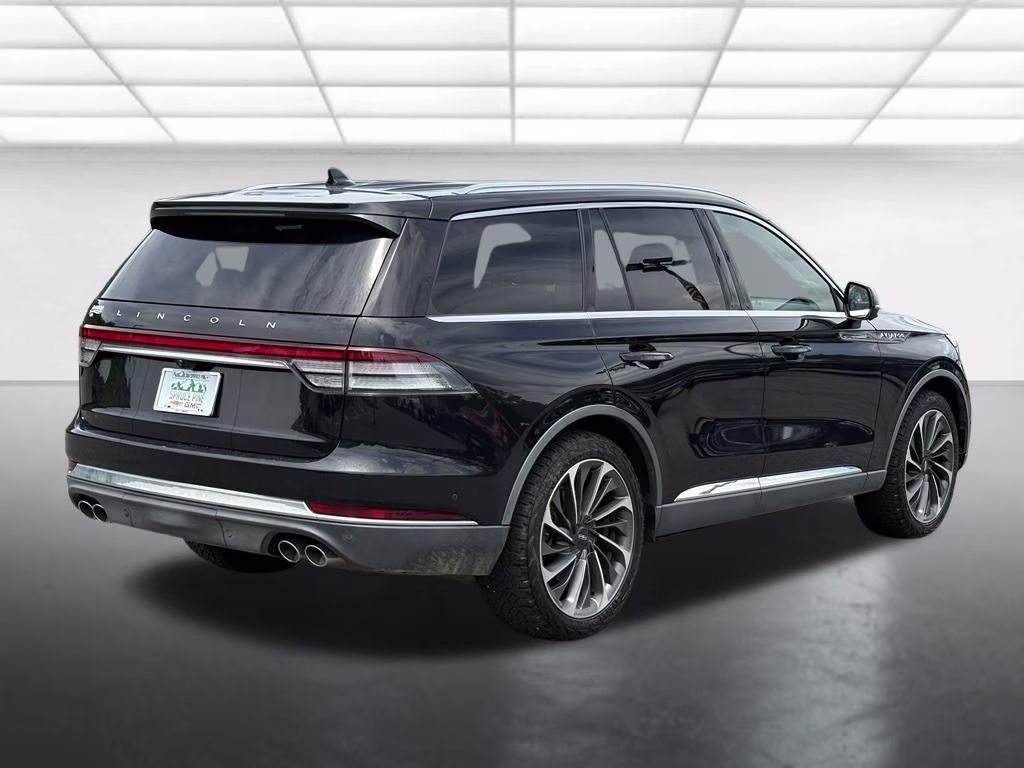 2020 Black Metallic Lincoln Aviator Reserve AWD SUV