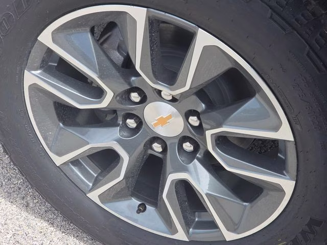 2026 Sterling Gray Metallic Chevrolet Silverado 1500 LT 4X4 Truck