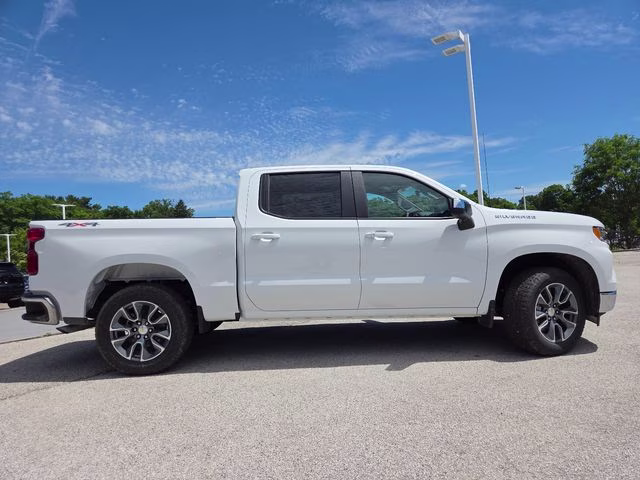 2026 Summit White Chevrolet Silverado 1500 LT 4X4 Truck