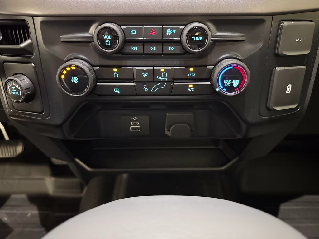 2026 Agate Black Metallic Ford F-150 XL RWD Truck