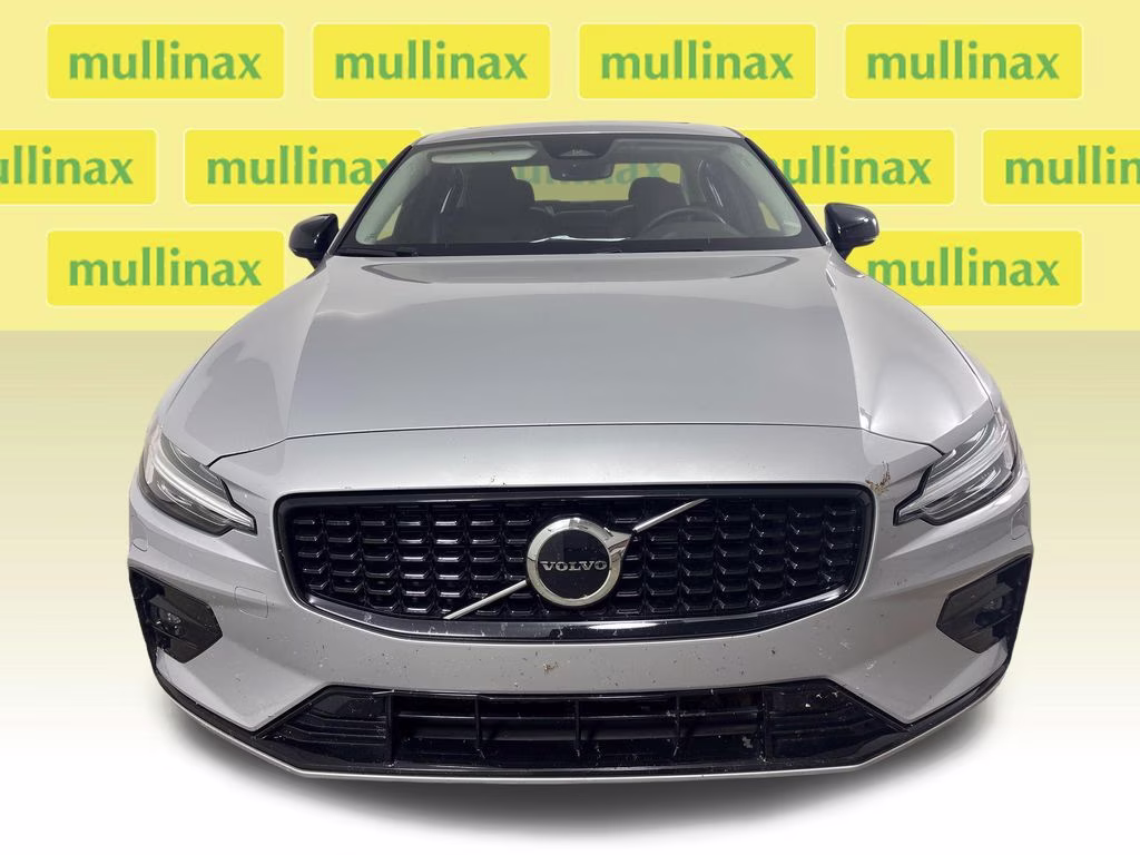 2025 Volvo S60 B5 Core AWD Sedan