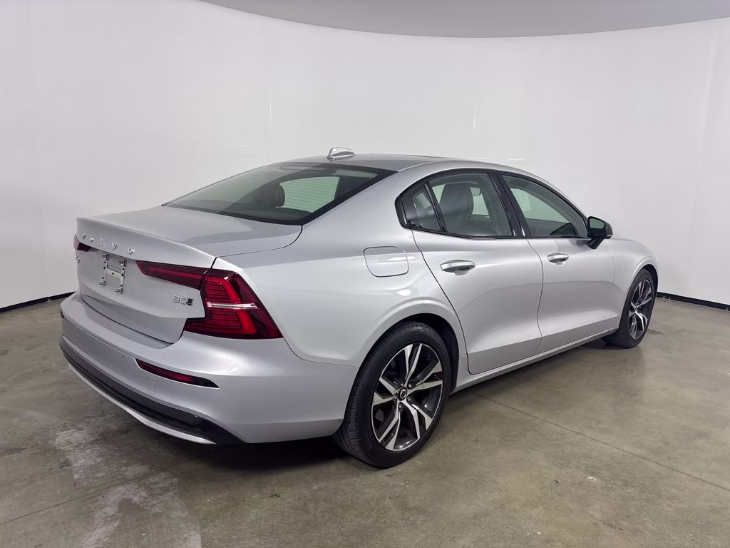 2025 Volvo S60 B5 Core AWD Sedan