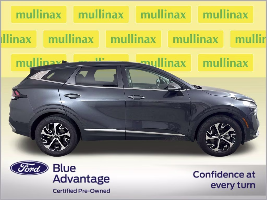 2025 Gravity Gray Kia Sportage EX FWD SUV