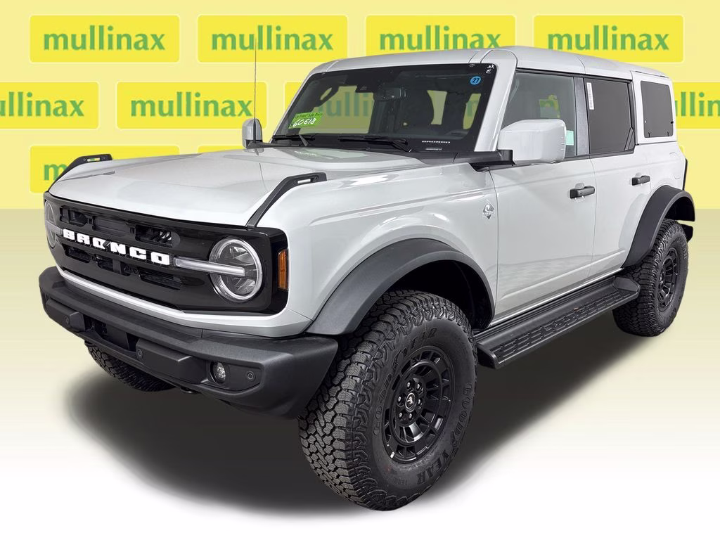2026 Avalanche Ford Bronco Outer Banks 4X4 SUV