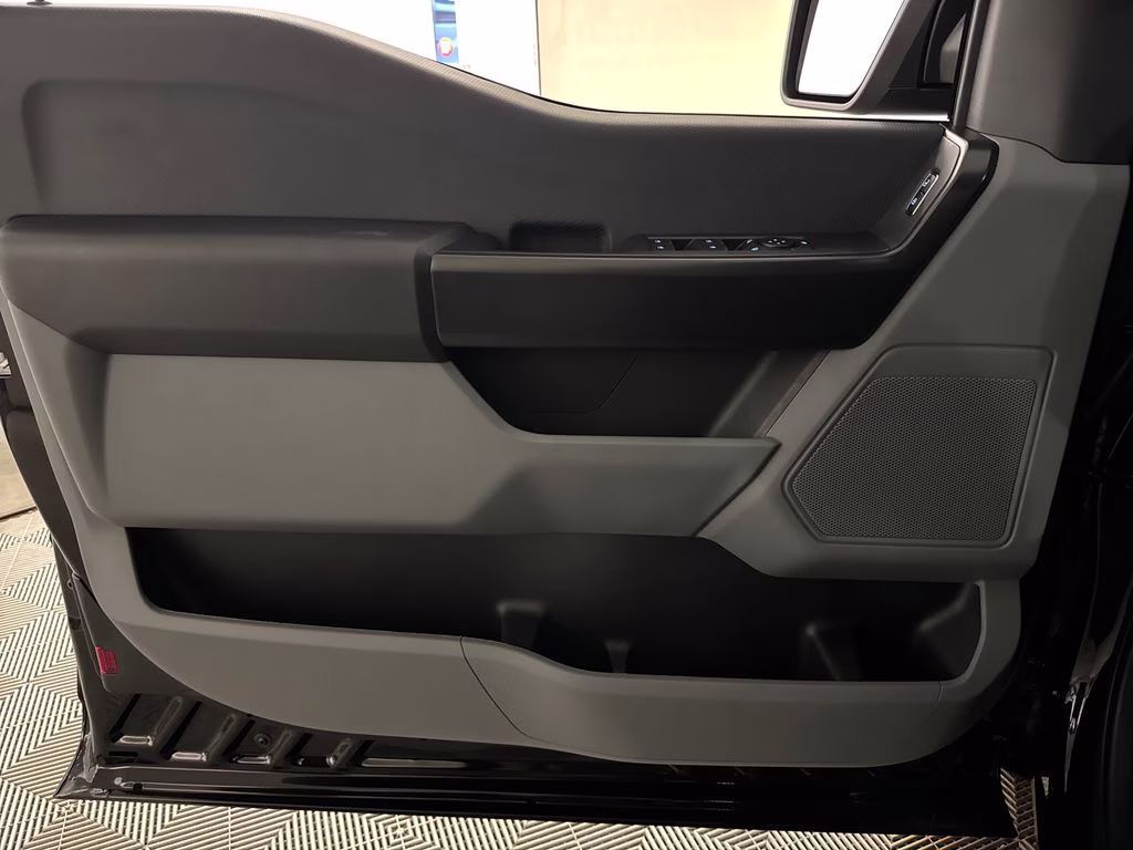 2026 Agate Black Metallic Ford F-150 XL RWD Truck