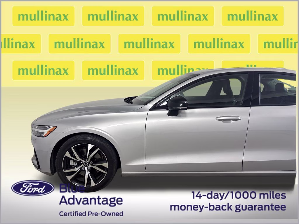 2025 Volvo S60 B5 Core AWD Sedan