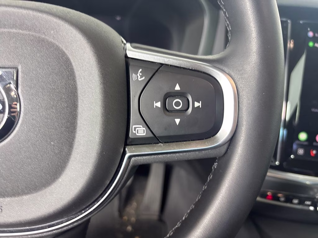 2025 Volvo S60 B5 Core AWD Sedan