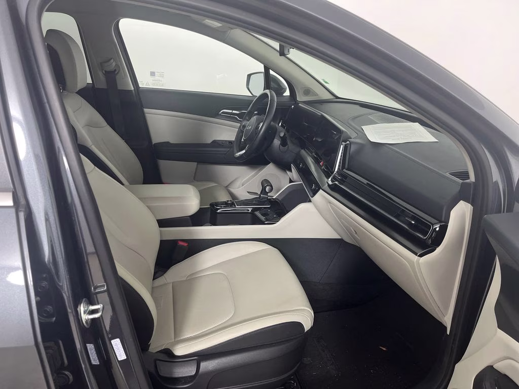 2025 Gravity Gray Kia Sportage EX FWD SUV