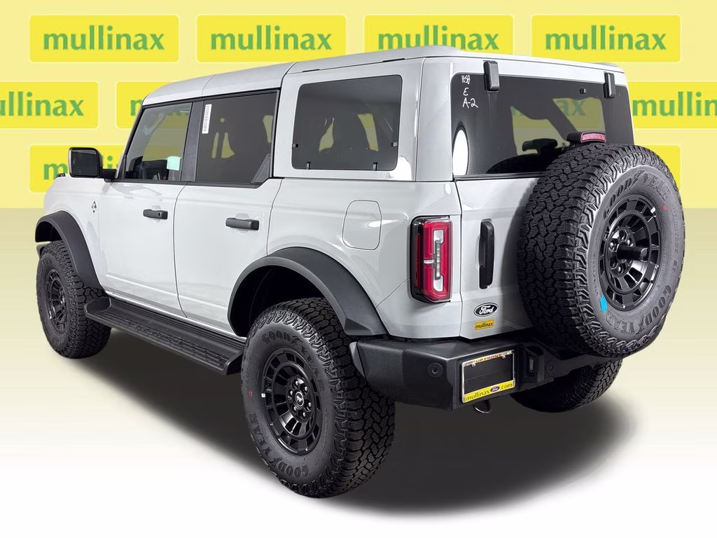 2026 Avalanche Ford Bronco Outer Banks 4X4 SUV