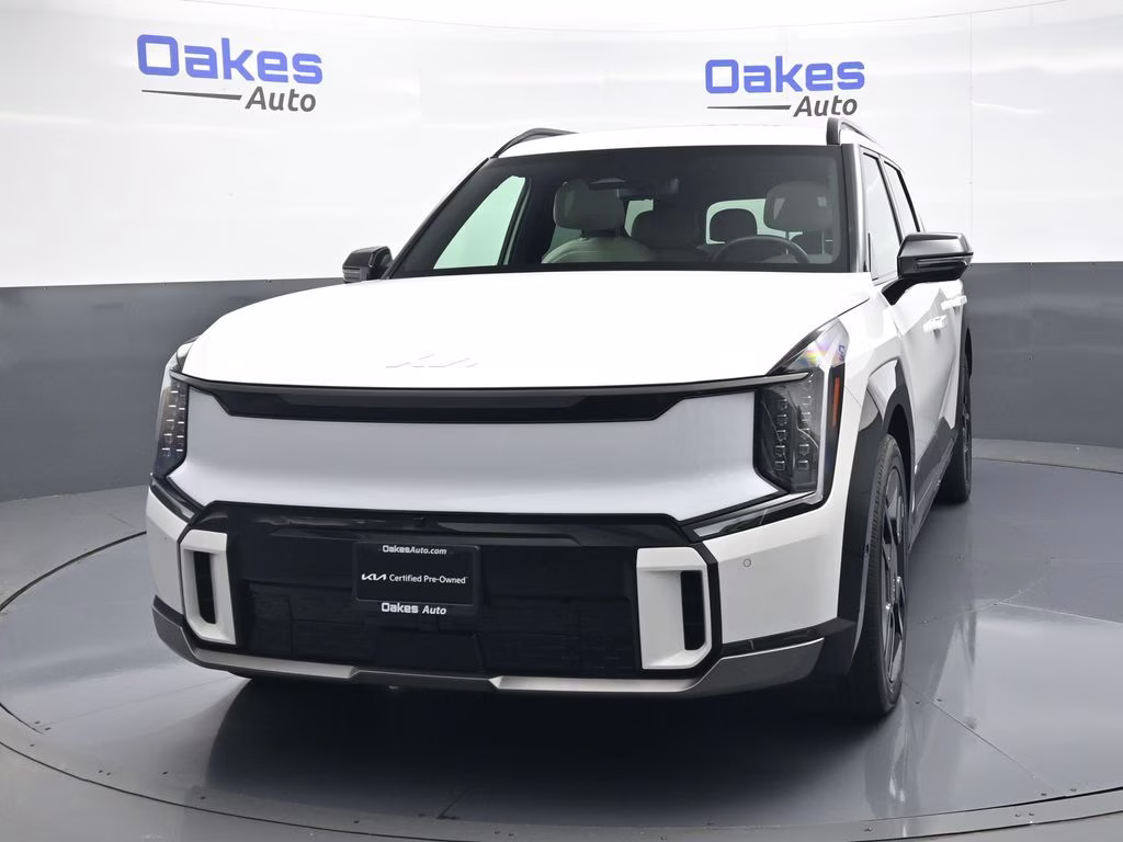 2024 Snow White Pearl Kia EV9 GT-Line AWD SUV