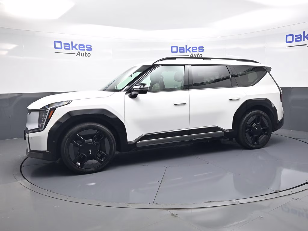 2024 Snow White Pearl Kia EV9 GT-Line AWD SUV