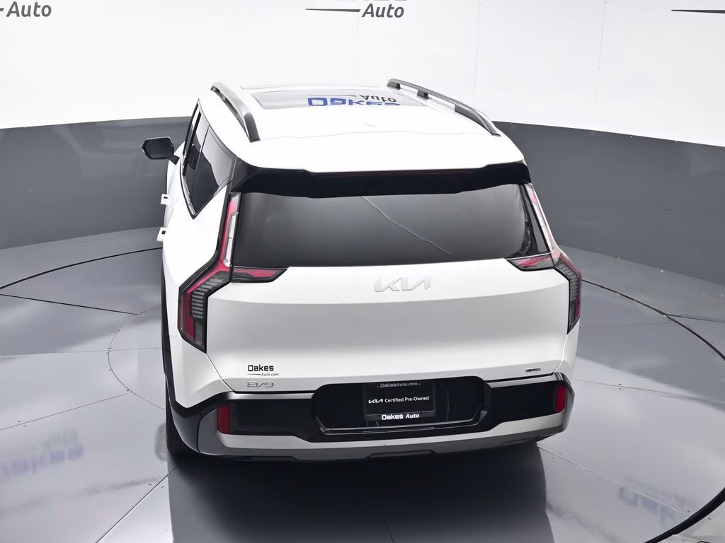 2024 Snow White Pearl Kia EV9 GT-Line AWD SUV