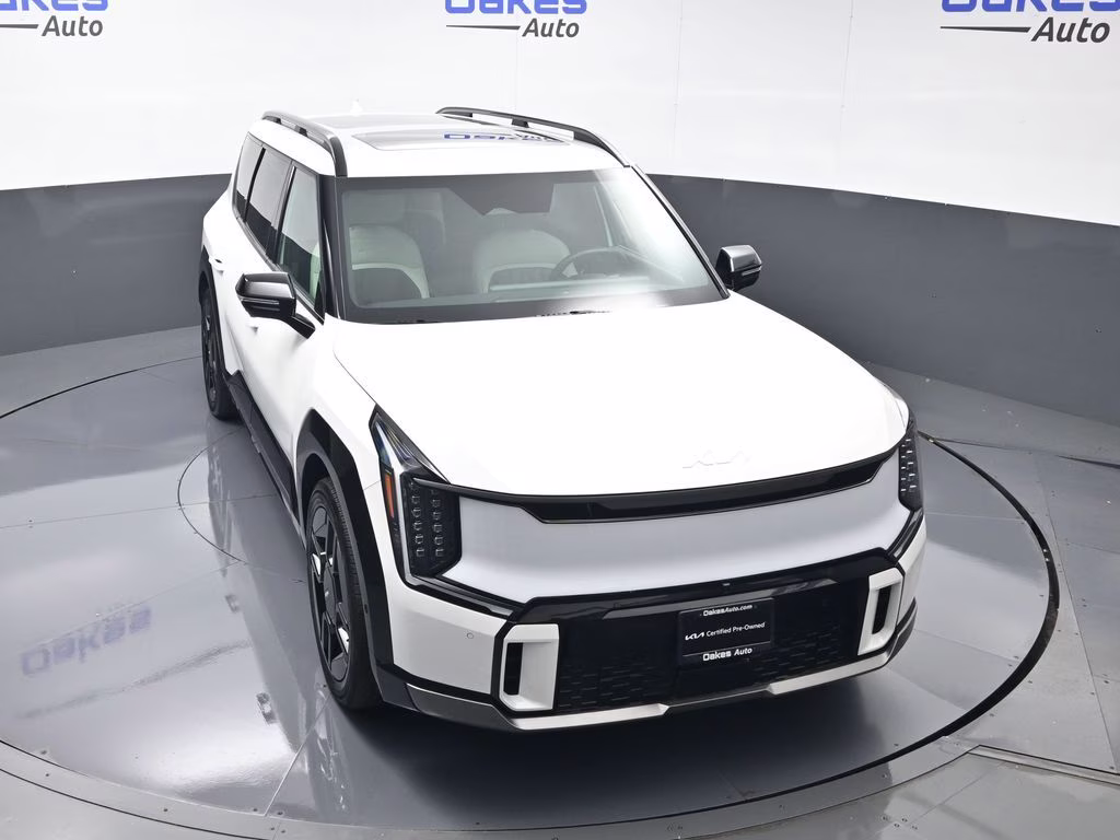 2024 Snow White Pearl Kia EV9 GT-Line AWD SUV