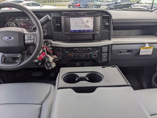 2026 Oxford White Ford Super Duty F-250 SRW XL 4X4 Truck