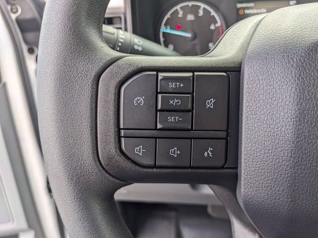 2026 Oxford White Ford Super Duty F-250 SRW XL 4X4 Truck