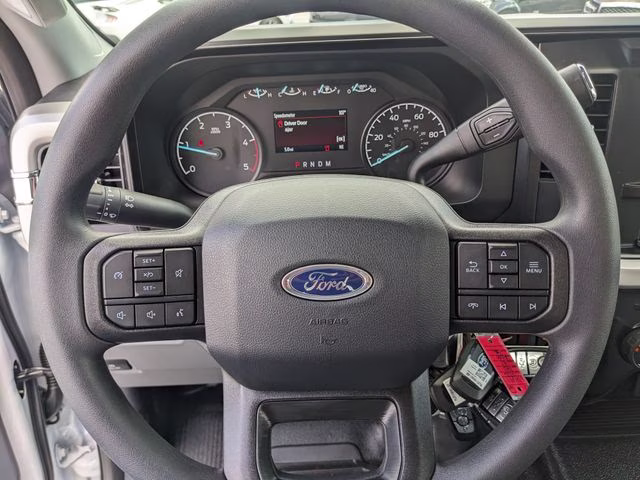 2026 Oxford White Ford Super Duty F-250 SRW XL 4X4 Truck