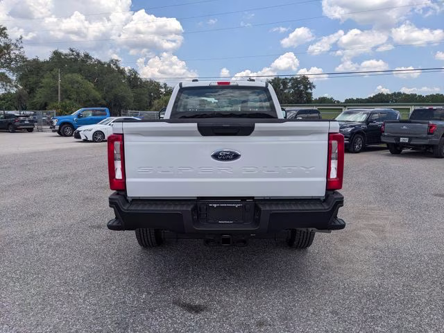 2026 Oxford White Ford Super Duty F-250 SRW XL 4X4 Truck