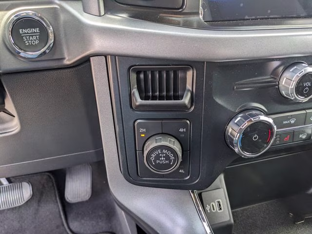 2026 Carbonized Gray Metallic Ford F-150 XLT 4X4 Truck
