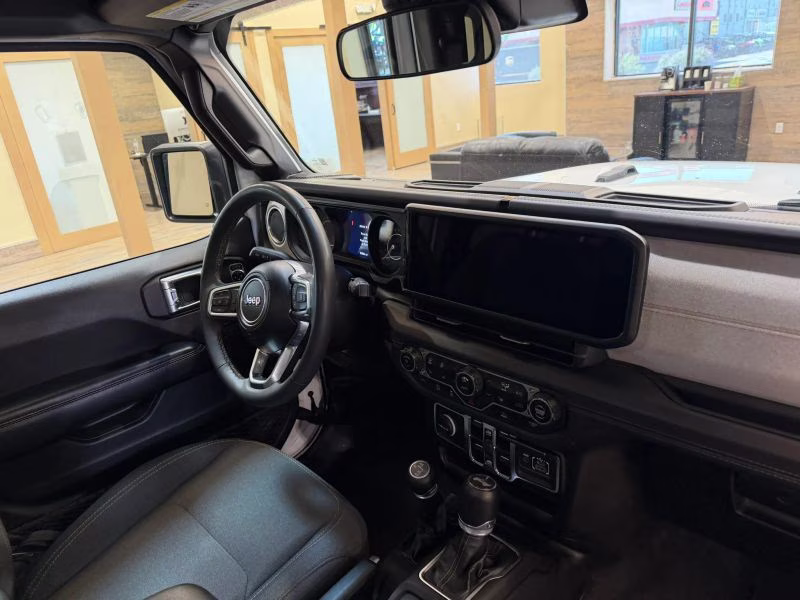 2024 Jeep Wrangler 4 Door Sahara Sport Utility 4D 4X4