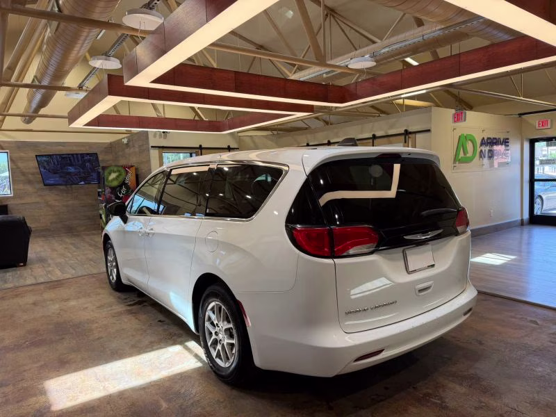 2024 Chrysler Grand Caravan SXT FWD