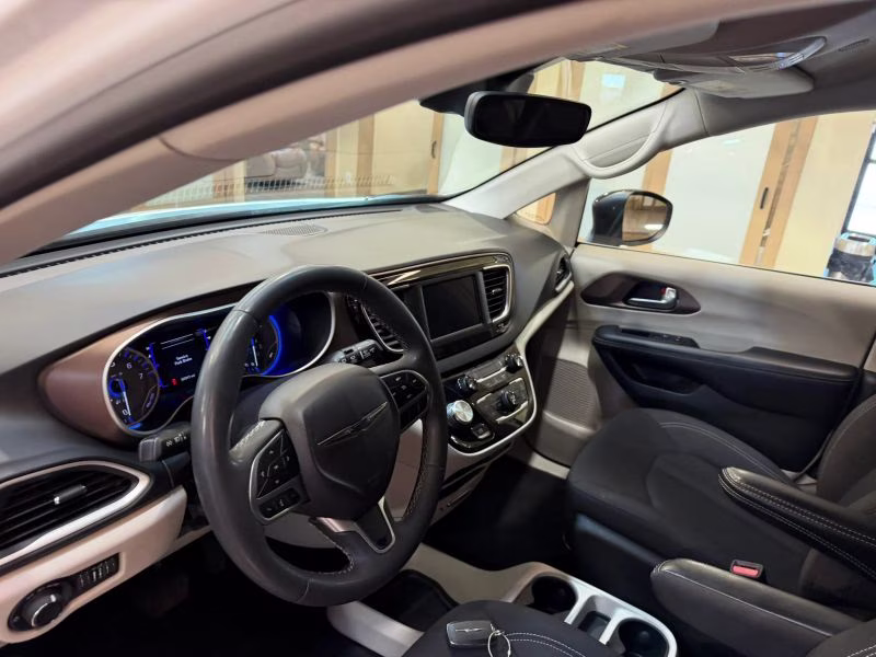 2024 Chrysler Grand Caravan SXT FWD
