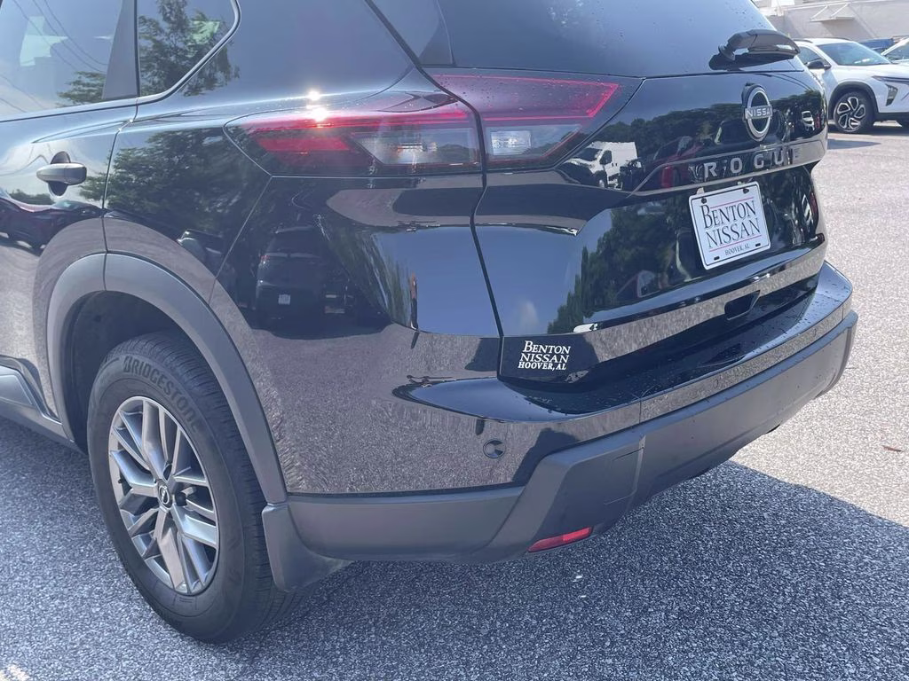 2025 Super Black Nissan Rogue S FWD SUV