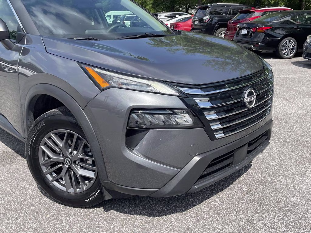 2025 Gun Metallic Nissan Rogue S FWD SUV