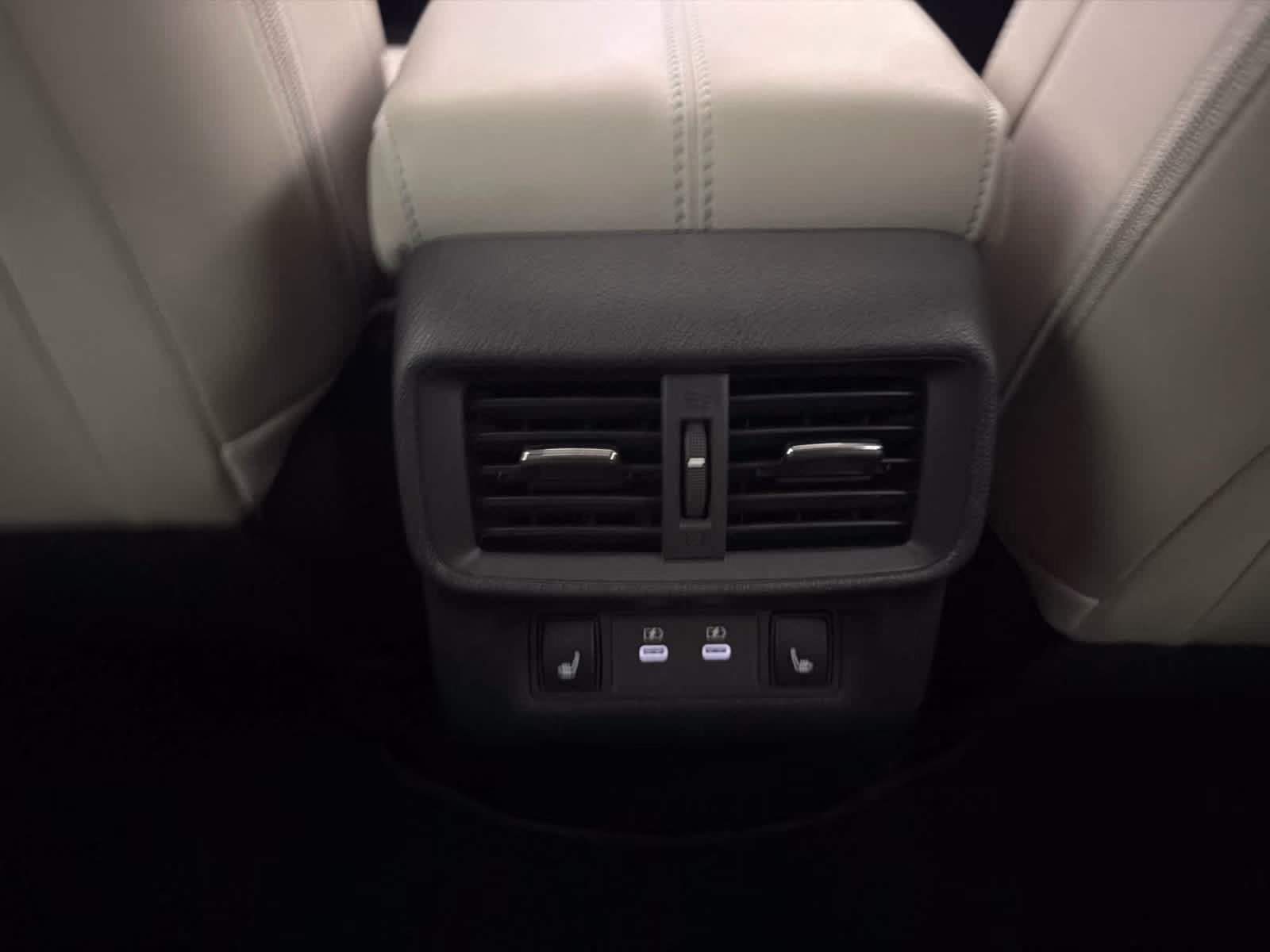 2026 Everest White Pearl Tricoat Nissan Murano Platinum AWD SUV