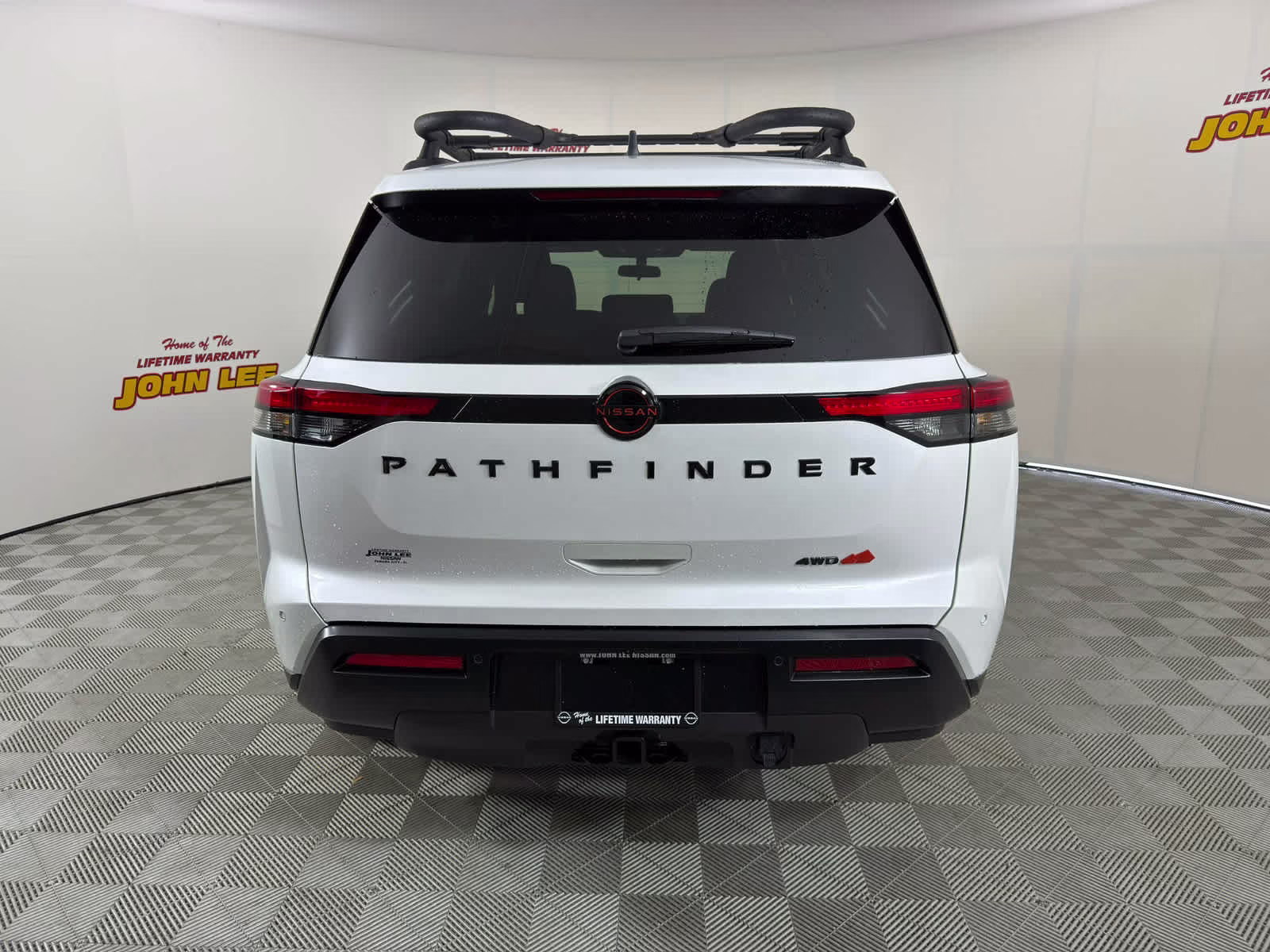 2026 Everest White Pearl Tricoat Nissan Pathfinder Rock Creek 4X4 SUV