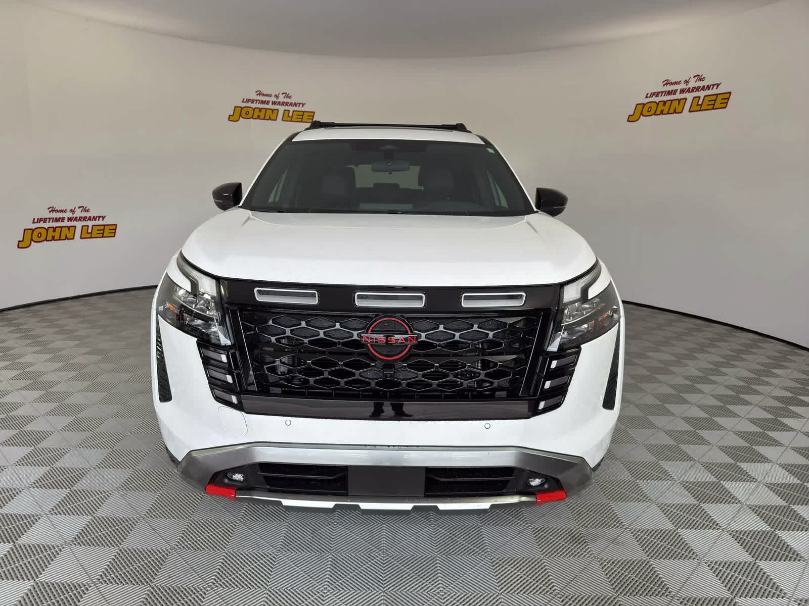 2026 Everest White Pearl Tricoat Nissan Pathfinder Rock Creek 4X4 SUV
