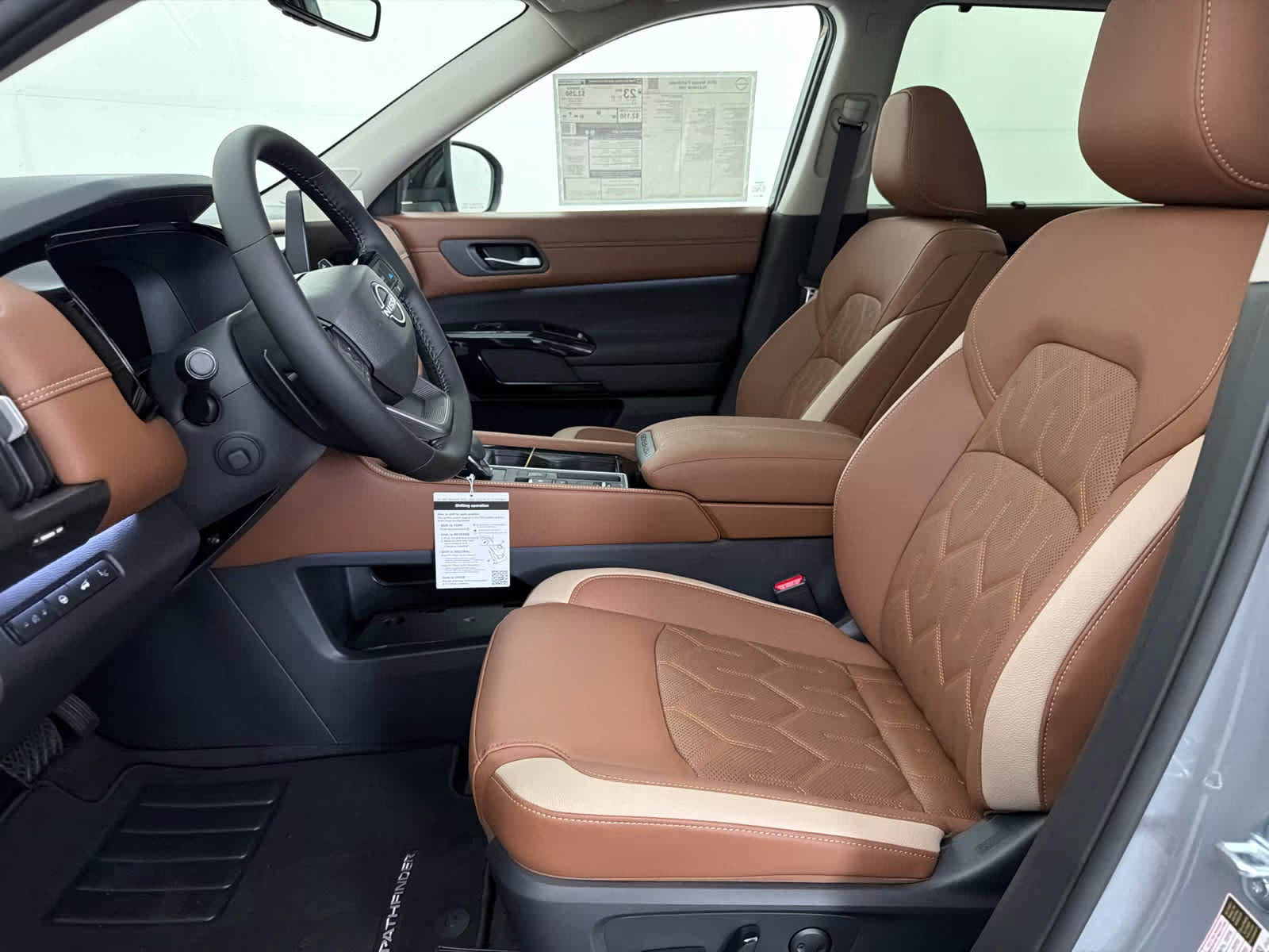 2026 Boulder Gray Pearl Nissan Pathfinder Platinum FWD SUV