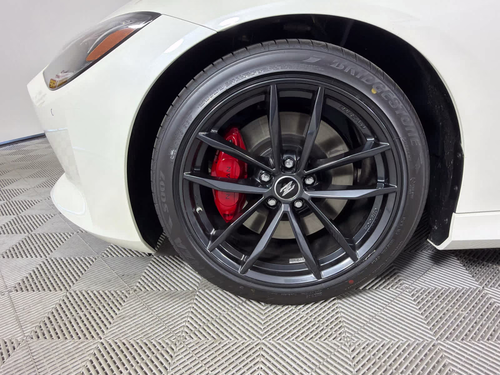 2026 Pearl White Tricoat/Super Black Nissan Z Performance RWD Sedan