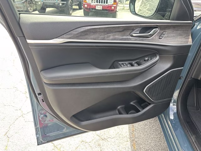 2026 Steel Blue Jeep Grand Cherokee Limited Reserve 4X4 SUV