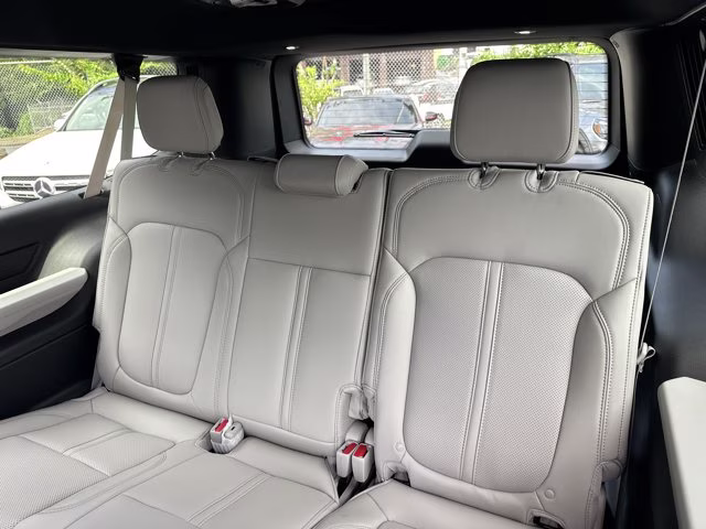 2026 Bright White Clearcoat Jeep Grand Wagoneer 4x2 L RWD SUV