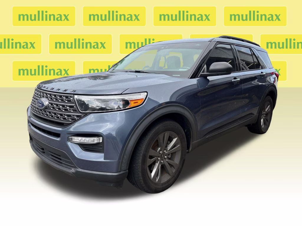 2021 Infinite Blue Metallic Tinted Clearcoat Ford Explorer XLT RWD SUV