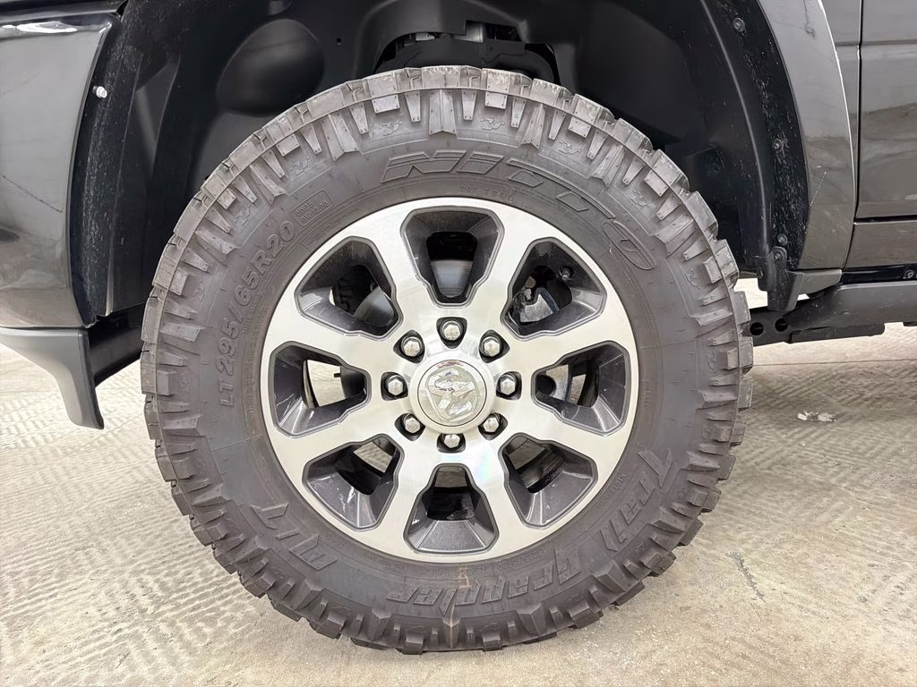 2024 Diamond Black Crystal Pearlcoat Ram 2500 Longhorn 4X4 Truck