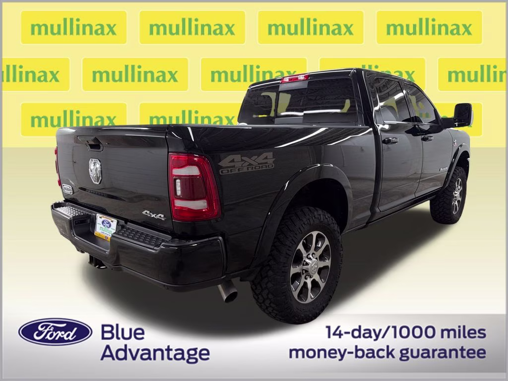 2024 Diamond Black Crystal Pearlcoat Ram 2500 Longhorn 4X4 Truck