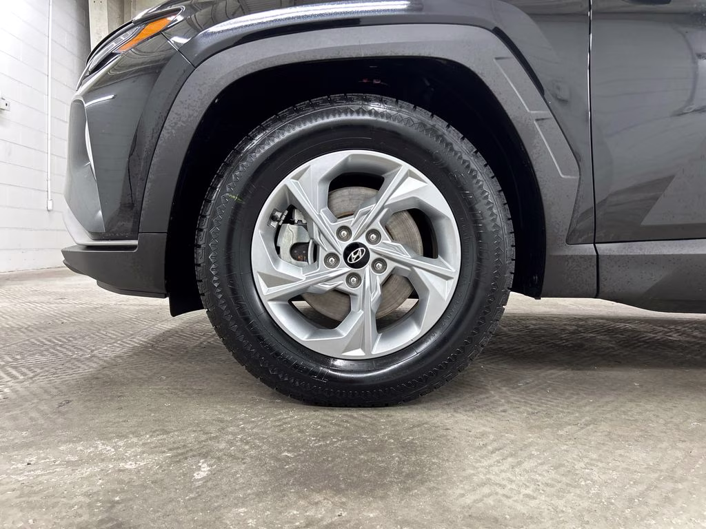 2022 Phantom Black Hyundai Tucson SEL FWD SUV