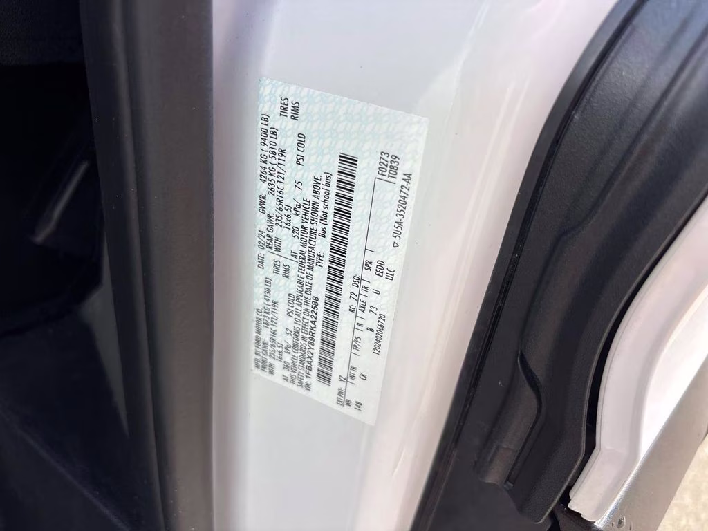 2024 Oxford White Ford Transit-350 XLT RWD Crossover