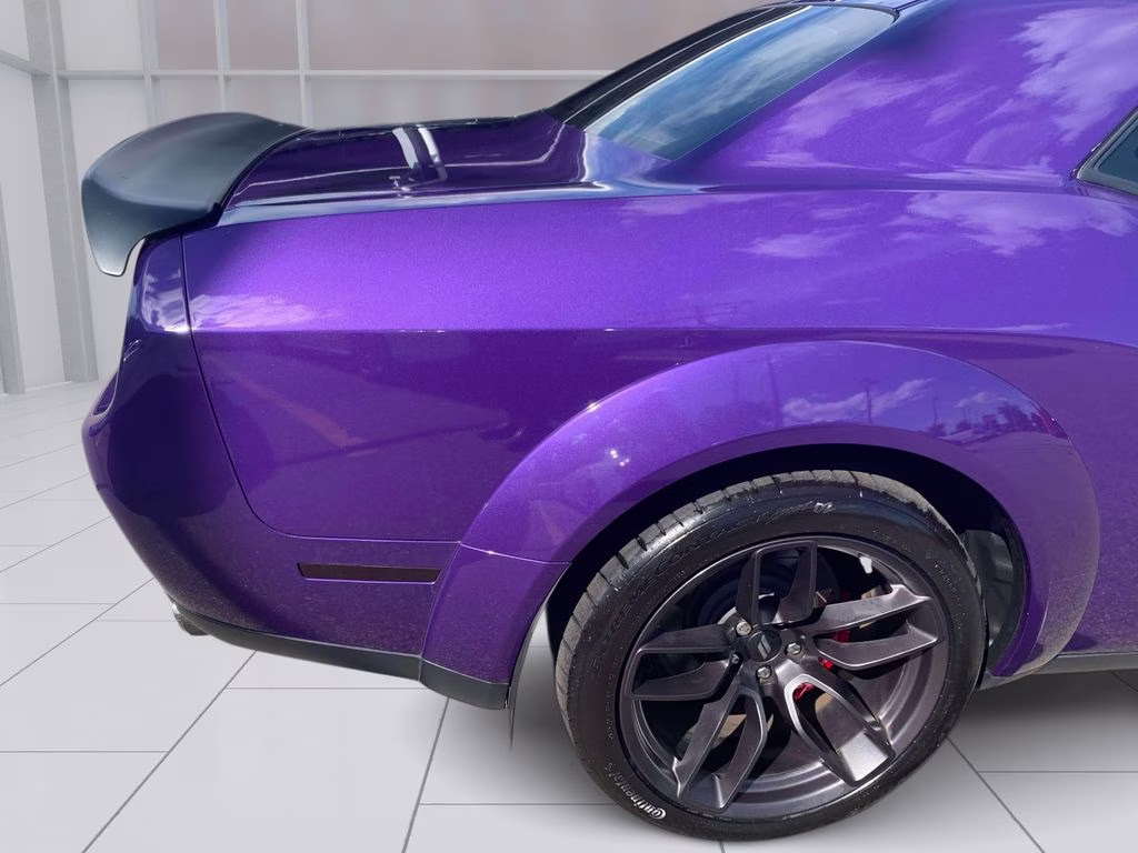2019 Plum Crazy Pearlcoat Dodge Challenger R/T Scat Pack Widebody RWD Coupe