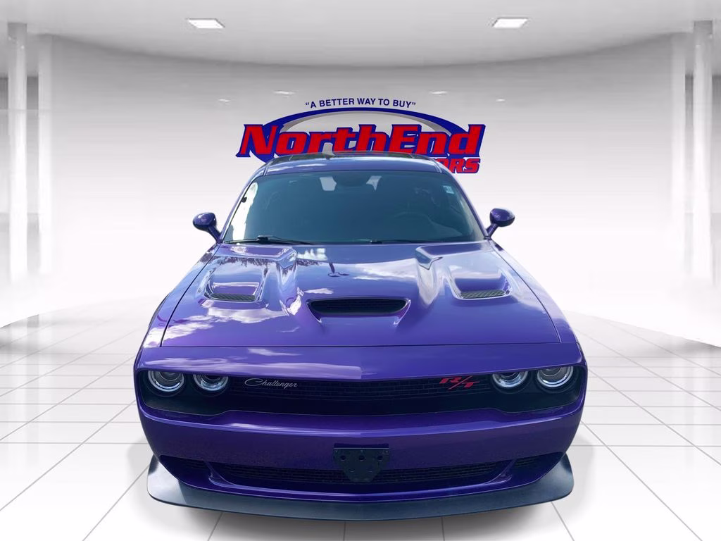 2019 Plum Crazy Pearlcoat Dodge Challenger R/T Scat Pack Widebody RWD Coupe