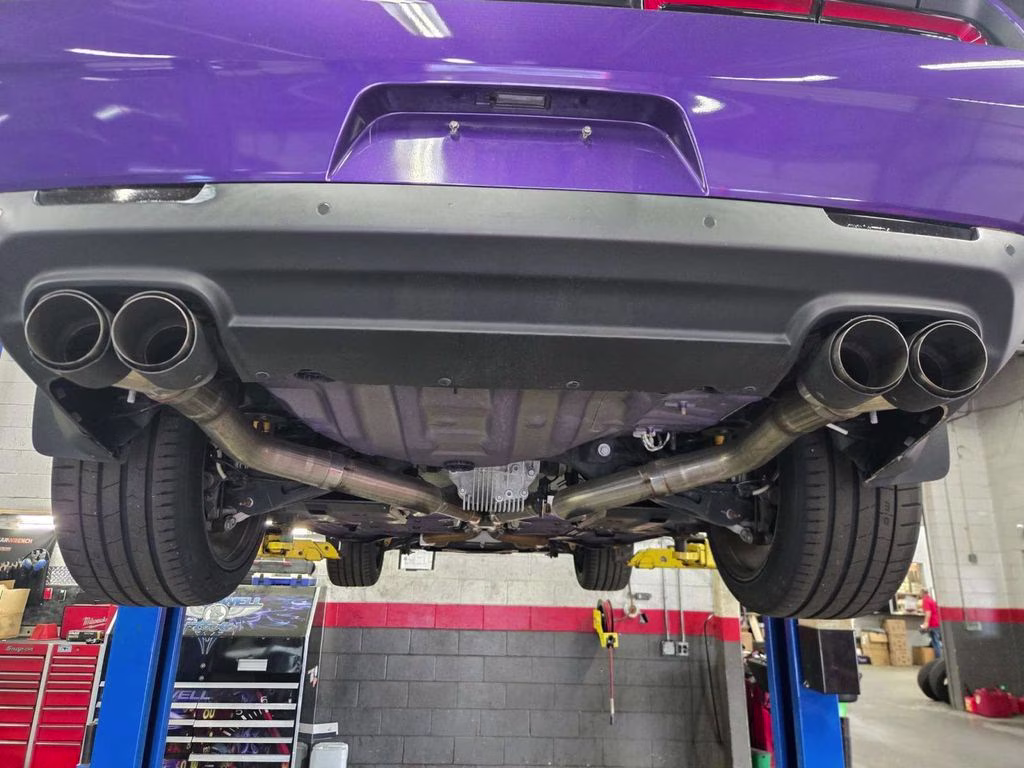 2019 Plum Crazy Pearlcoat Dodge Challenger R/T Scat Pack Widebody RWD Coupe
