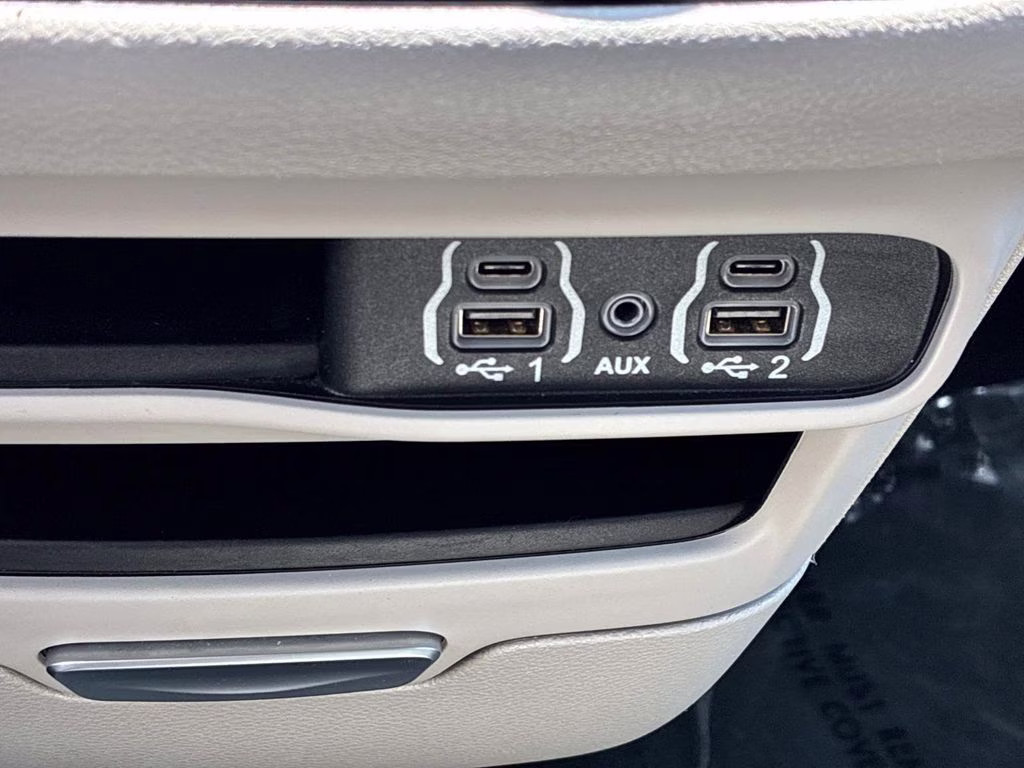 2024 Bright White Clearcoat Chrysler Pacifica Touring L FWD Van