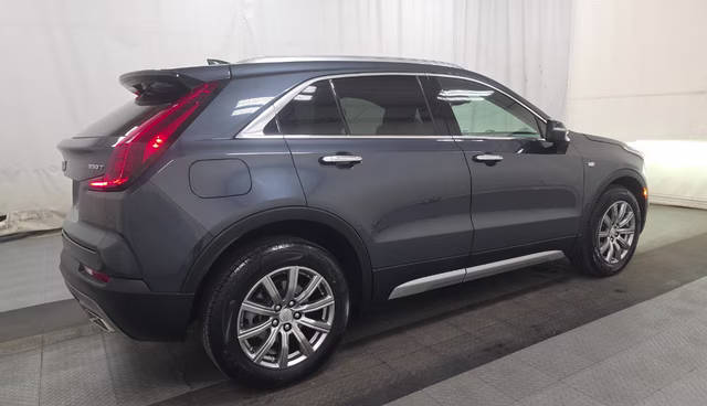 2021 Gray Cadillac XT4 Premium Luxury AWD SUV