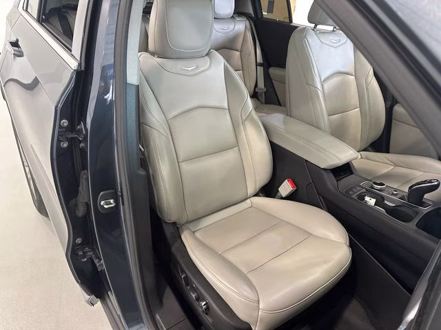 2021 Shadow Metallic Cadillac XT4 Premium Luxury AWD SUV